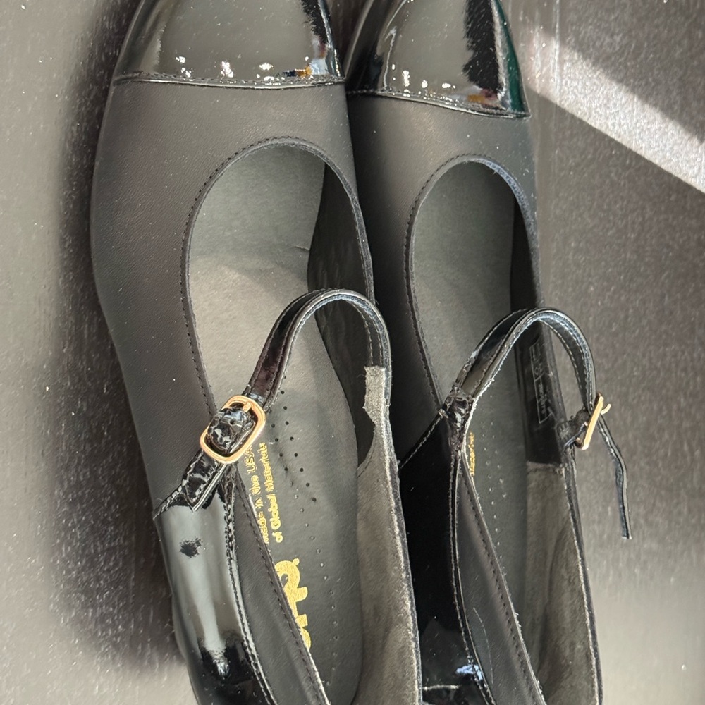 SAS Women's Black Patent Mary Jane Flats- New Without Tags - Picture 3 of 6